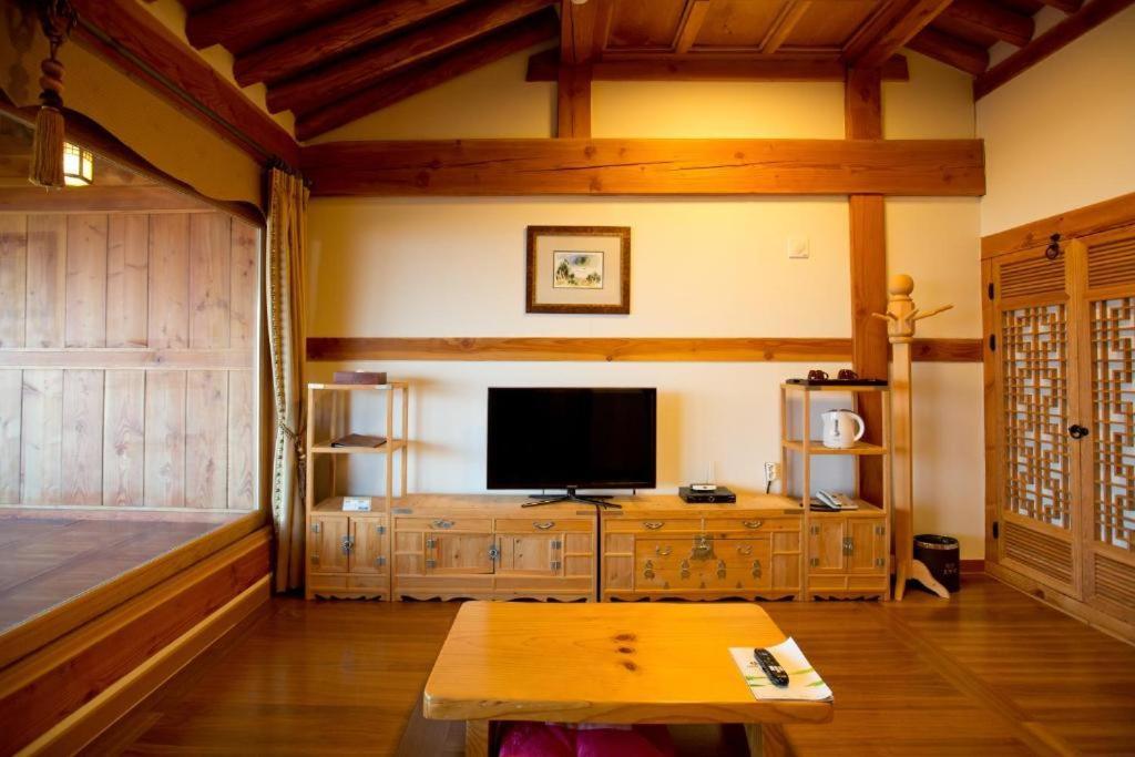 Korea Traditional Hotel O Dong Jae Yeosu Esterno foto