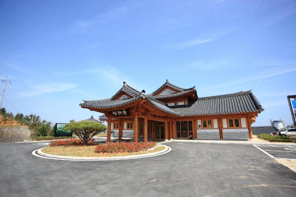 Korea Traditional Hotel O Dong Jae Yeosu Esterno foto
